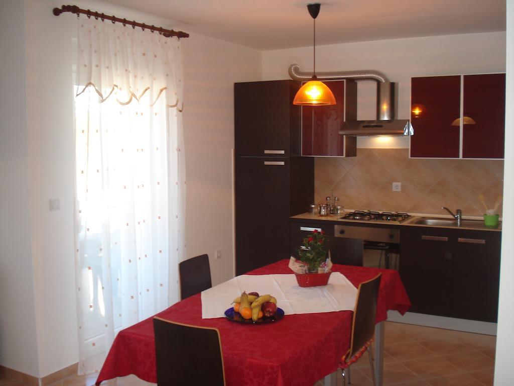 Apartments Buzleta II 法扎纳 客房 照片